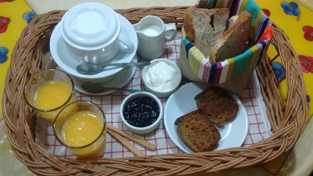 La Ignacia Bed And Breakfast ปีลาร์ ภายนอก รูปภาพ